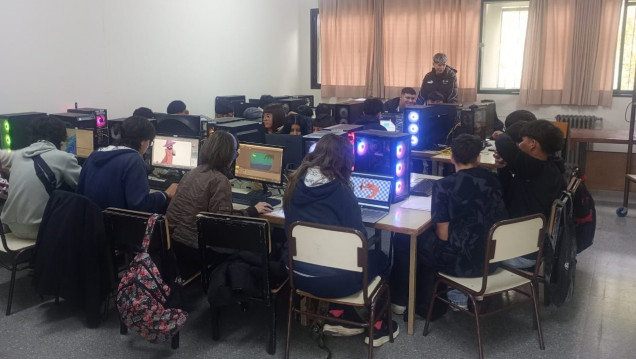 imagen Más que videojuegos: una experiencia de encuentro y aprendizaje colaborativo en el marco de las Prácticas Sociales Educativas