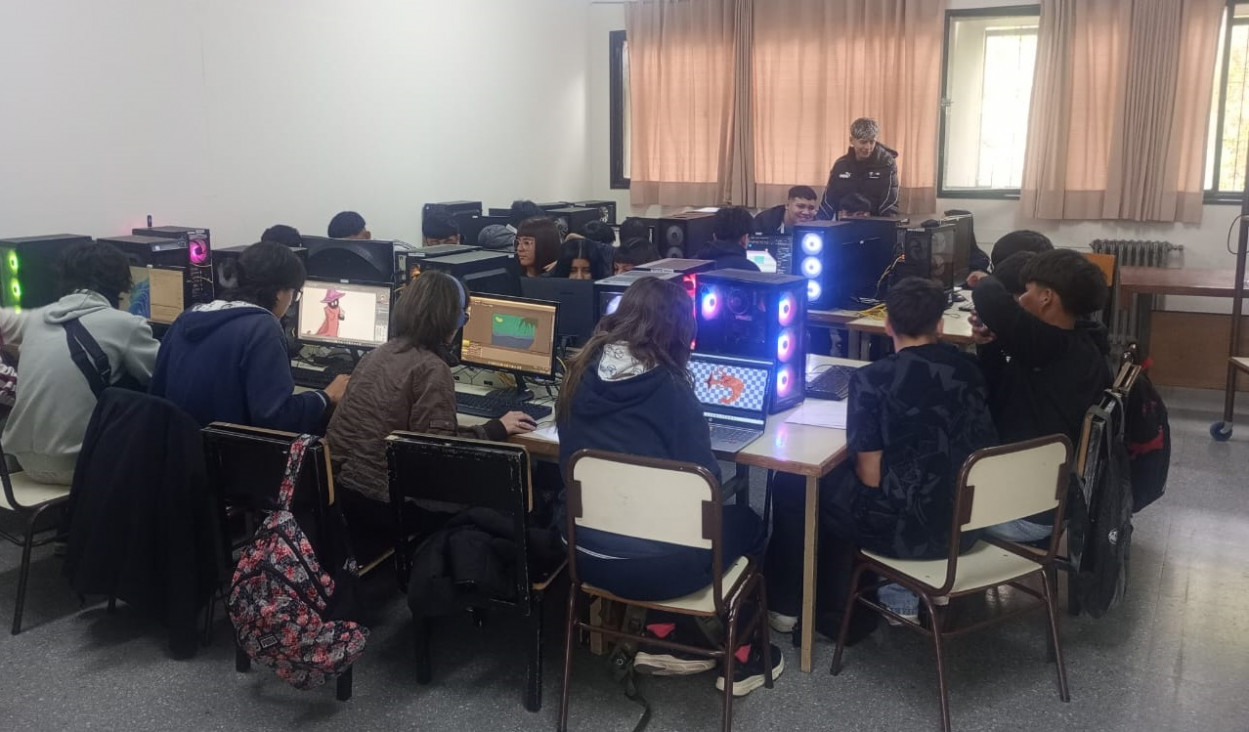 imagen Más que videojuegos: una experiencia de encuentro y aprendizaje colaborativo en el marco de las Prácticas Sociales Educativas