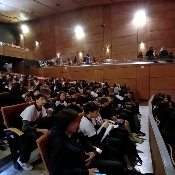 imagen Estudiantes de primer año asistieron a un concierto didáctico de la Orquesta Sinfónica