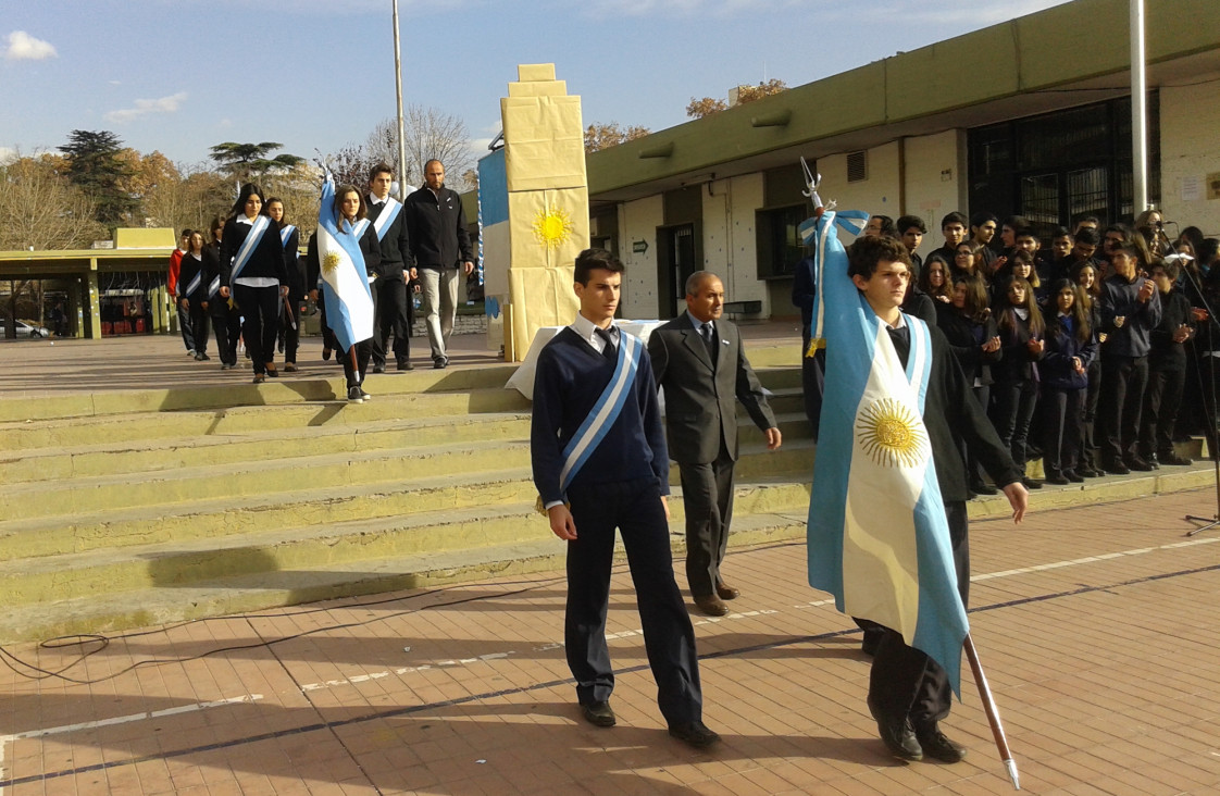 imagen Acto en homenaje a nuestra bandera nacional y a su creador