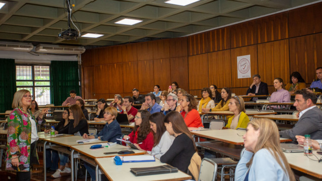 imagen Docentes de la UNCUYO podrán rediseñar sus cátedras desde un enfoque basado en competencias