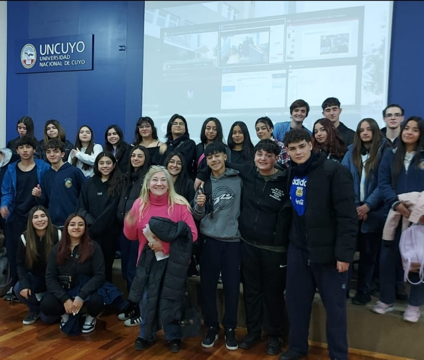 imagen Estudiantes asistieron a una jornada sobre crecimiento personal en el Hospital Universitario