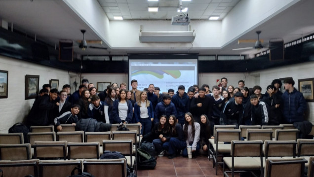 imagen Educación Financiera: estudiantes de Economía y Administración participaron de una jornada junto al Banco Patagonia