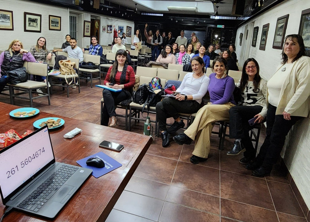 imagen Comenzó el Taller de creación de experiencias virtuales interactivas con H5P e IA