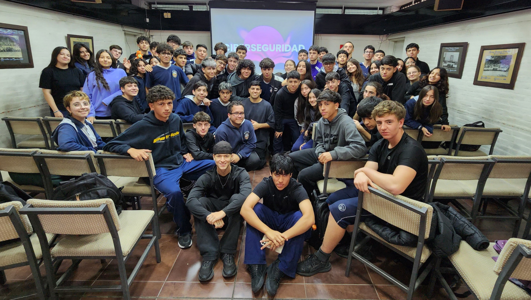imagen Conciencia digital: charla sobre ciberseguridad para estudiantes de Informática