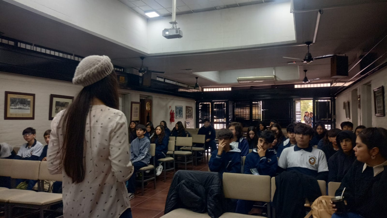 imagen Prácticas Sociales Educativas: estudiantes de primer año participaron del taller "Guardianes del Humedal Arroyo Claro"