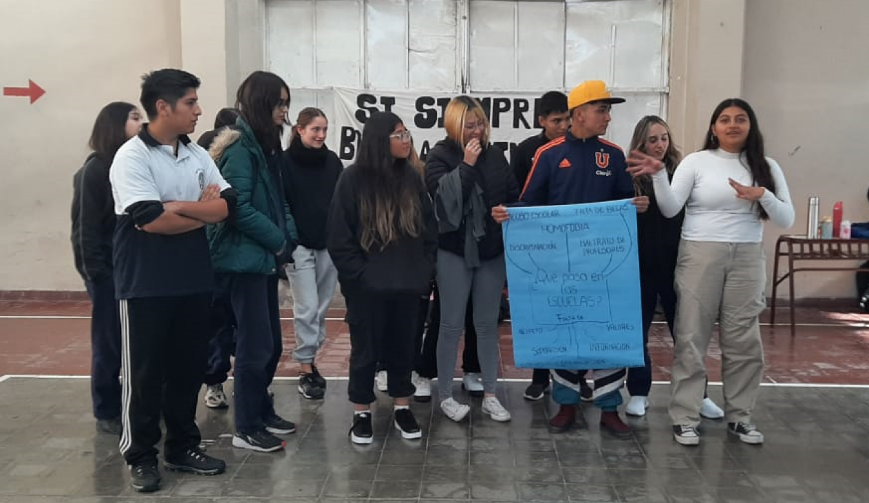 imagen Prácticas Sociales Educativas: estudiantes iniciaron un diagnóstico participativo junto a sus pares de la Escuela Borghi