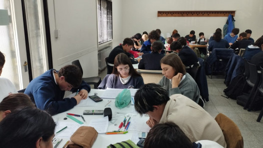 imagen Once estudiantes de la Escuela Martín Zapata participaron del intercolegial de la OMA