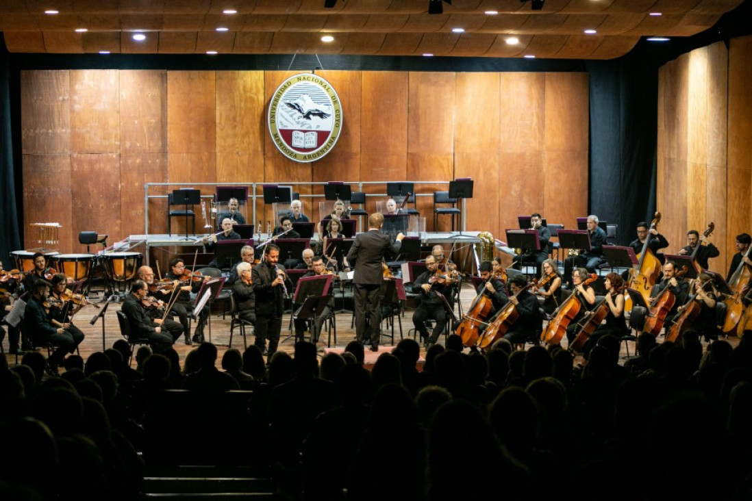 imagen Estudiantes de primer año asistieron a un concierto didáctico de la Orquesta Sinfónica
