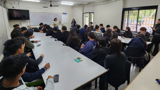 imagen Una invitación a participar: presentaron en la escuela el certamen "Si yo fuera concejal 2026"