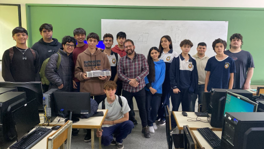 imagen Rumbo al FIRST Tech Challenge: estudiantes se preparan para un nuevo desafío en robótica