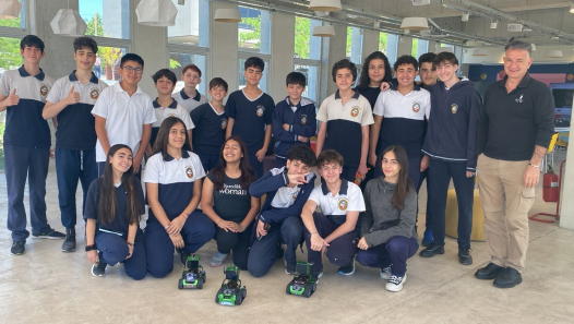 imagen Estudiantes participaron del segundo encuentro presencial del proyecto "Rescatando a Floor-e"