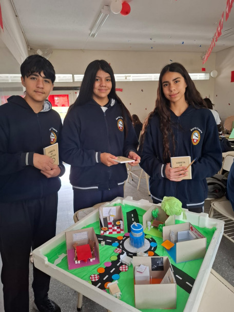 imagen Aprender creando: estudiantes de primer año diseñaron juegos como cierre del primer cuatrimestre