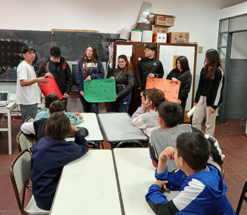 imagen Prácticas Sociales Educativas: trabajan en mapeos colectivos sobre resolución de conflictos