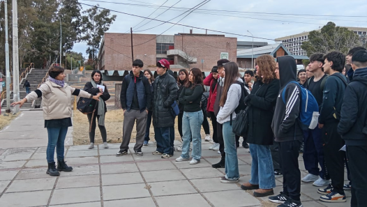 imagen Estudiantes recorrieron el Campus Universitario en el marco de un proyecto de extensión