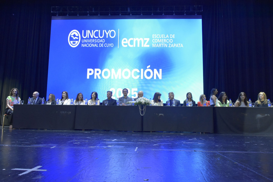 imagen Promoción 2025: la Escuela de Comercio Martín Zapata celebró a sus nuevos egresados