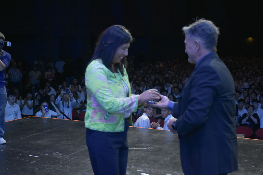 imagen Promoción 2025: la Escuela de Comercio Martín Zapata celebró a sus nuevos egresados