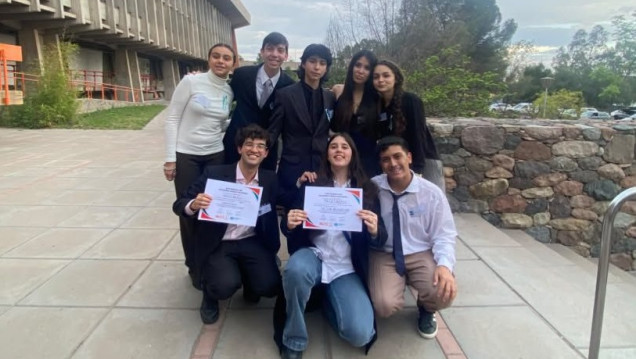 imagen Estudiantes participaron del Modelo Preuniversitario de Naciones Unidas y recibieron importantes menciones