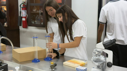 imagen La ciencia y la innovación ya tienen un nuevo espacio en la Escuela de Comercio Martín Zapata