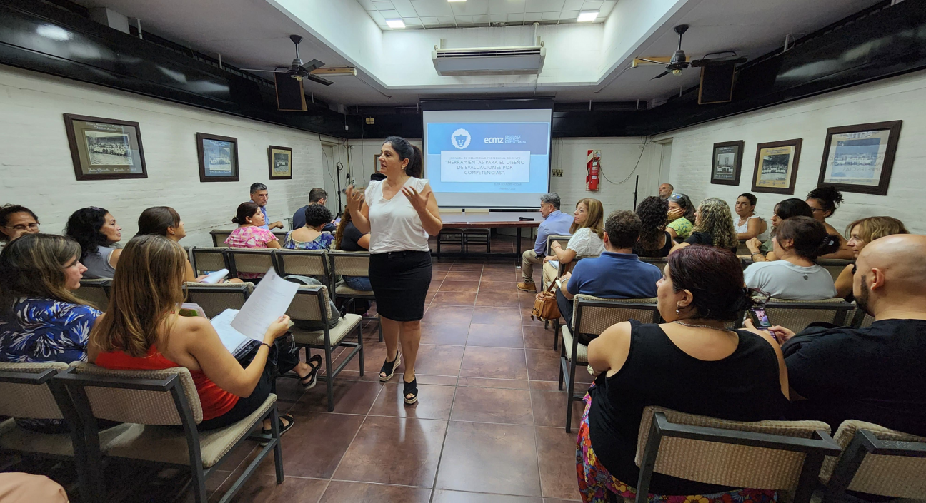 imagen Con una capacitación sobre evaluación, inició el primer día de Jornadas Institucionales