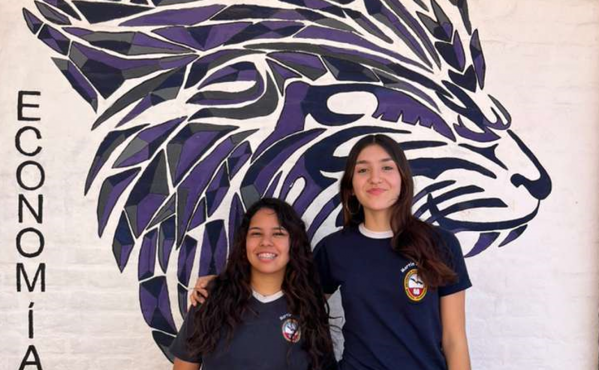 imagen Estudiantes del Martín Zapata rumbo a la tercera etapa de las Olimpíadas Económicas, Administrativas y Contables
