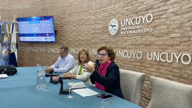 imagen Inteligencia artificial: inédito taller de la UNESCO en la UNCUYO