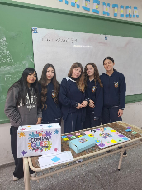 imagen Aprender creando: estudiantes de primer año diseñaron juegos como cierre del primer cuatrimestre