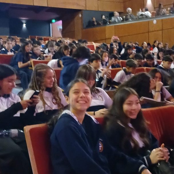 imagen Estudiantes de primer año asistieron a un concierto didáctico de la Orquesta Sinfónica