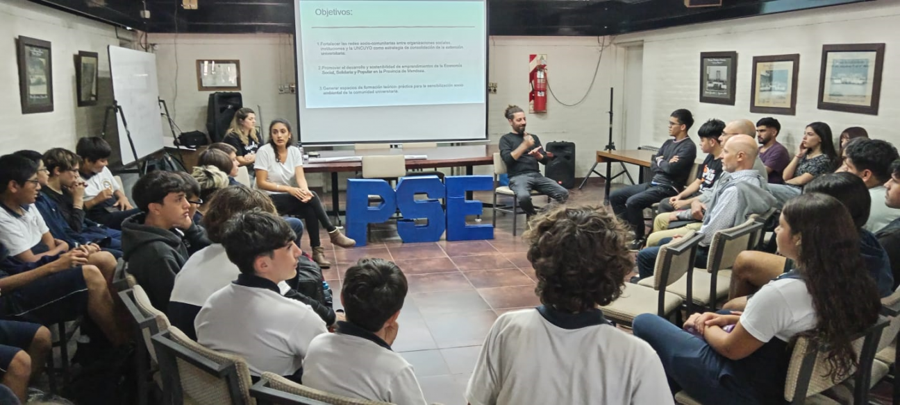 imagen Las Prácticas Sociales Educativas consolidan el compromiso comunitario de nuestra escuela