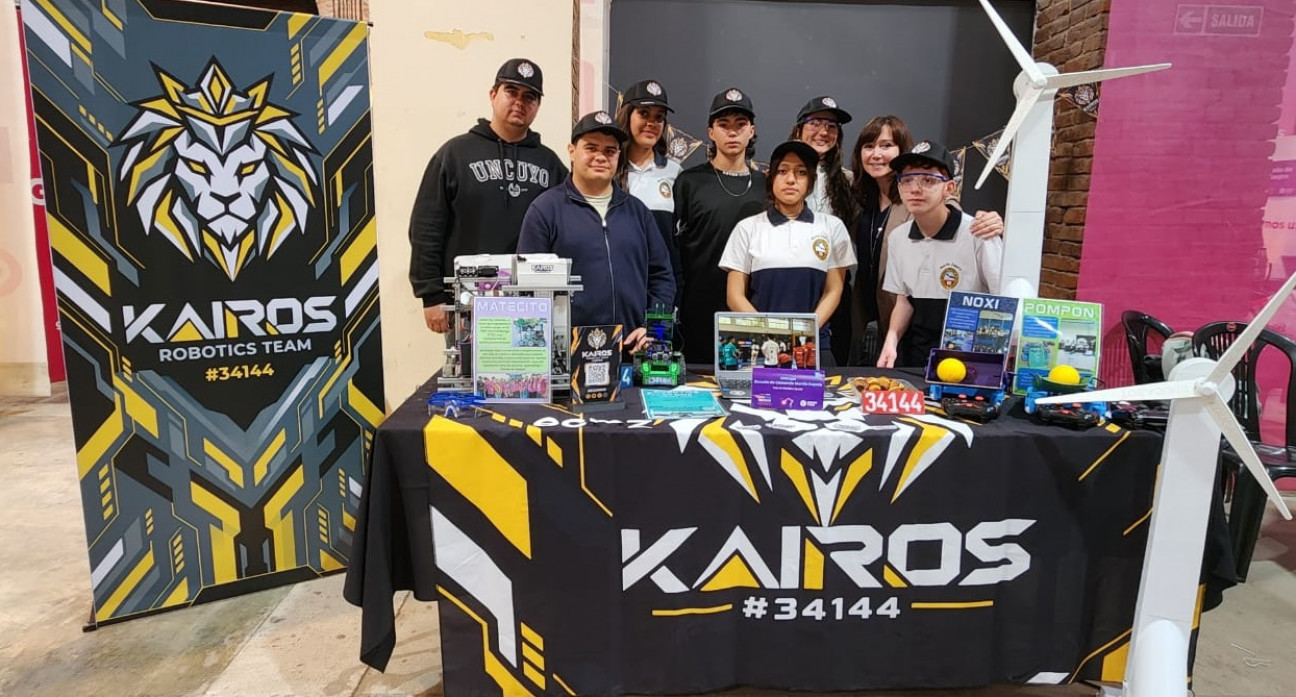 imagen El Club de Robótica fue protagonista de la Expo Edu-Innova