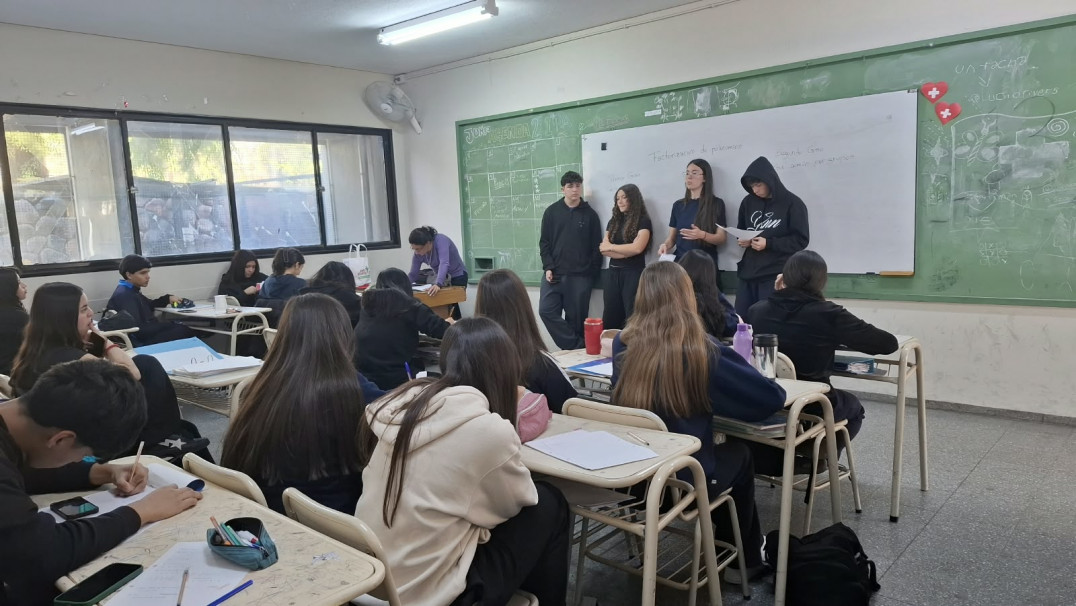 imagen De estudiantes a estudiantes: compartir experiencias para construir la próxima "Promo"