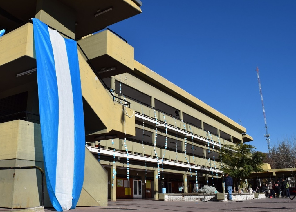 imagen Semana de la Independencia en la Escuela Martín Zapata