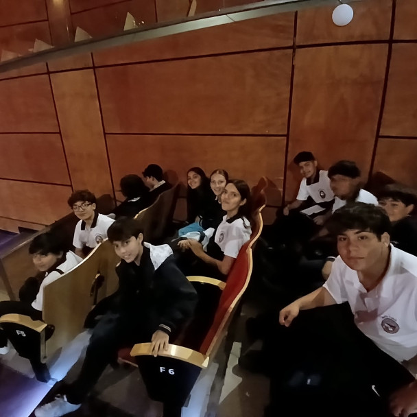 imagen Estudiantes de primer año asistieron a un concierto didáctico de la Orquesta Sinfónica