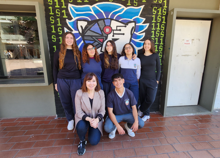 imagen Nueve estudiantes de la Escuela Martín Zapata representarán a Mendoza en el certamen nacional de la Olimpíada Informática Argentina