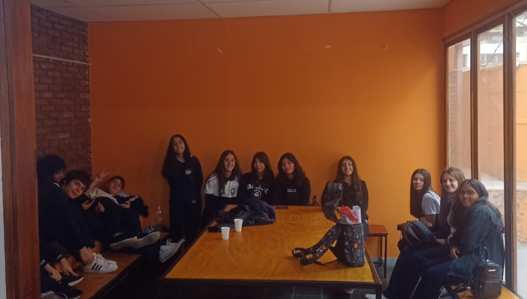 imagen Entre fórmulas y acertijos: una aventura de aprendizaje fuera del aula