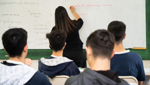 imagen Convocan a renovar bonos de puntaje para escuelas de la UNCuyo en Matemática y Ciencias Naturales