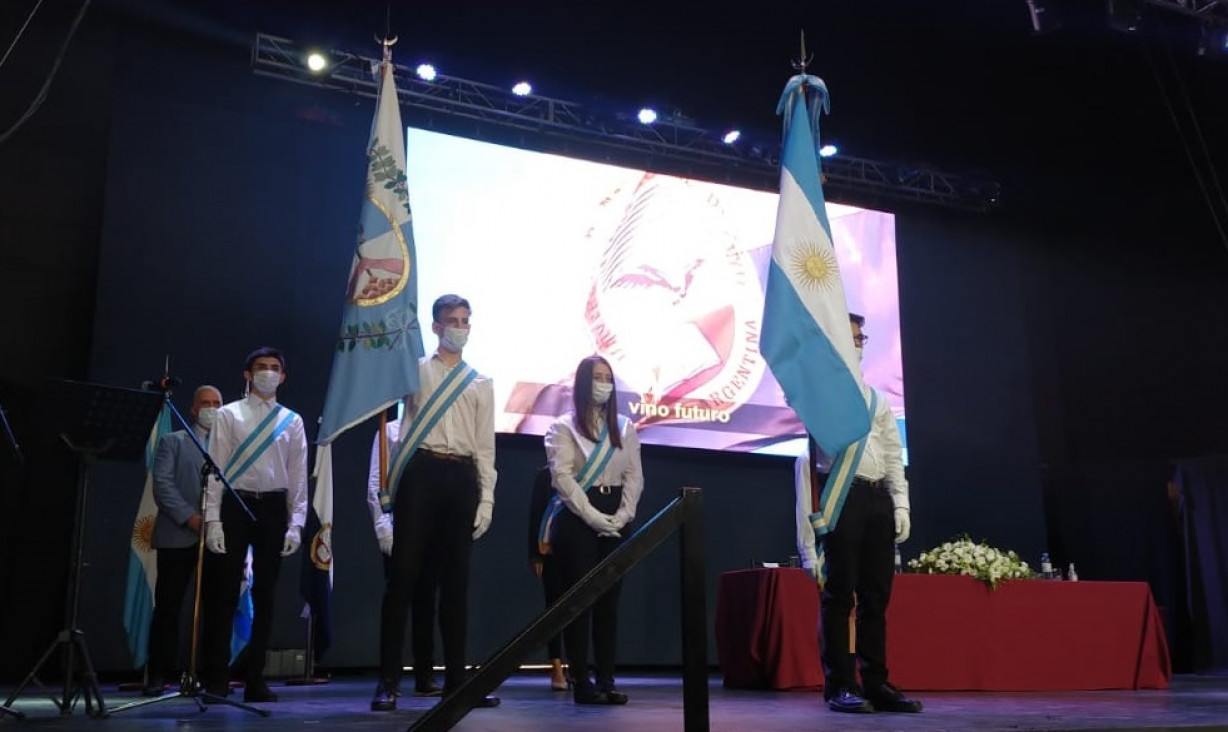 imagen Colación 2021: la Escuela Martín Zapata tiene nuevos egresados