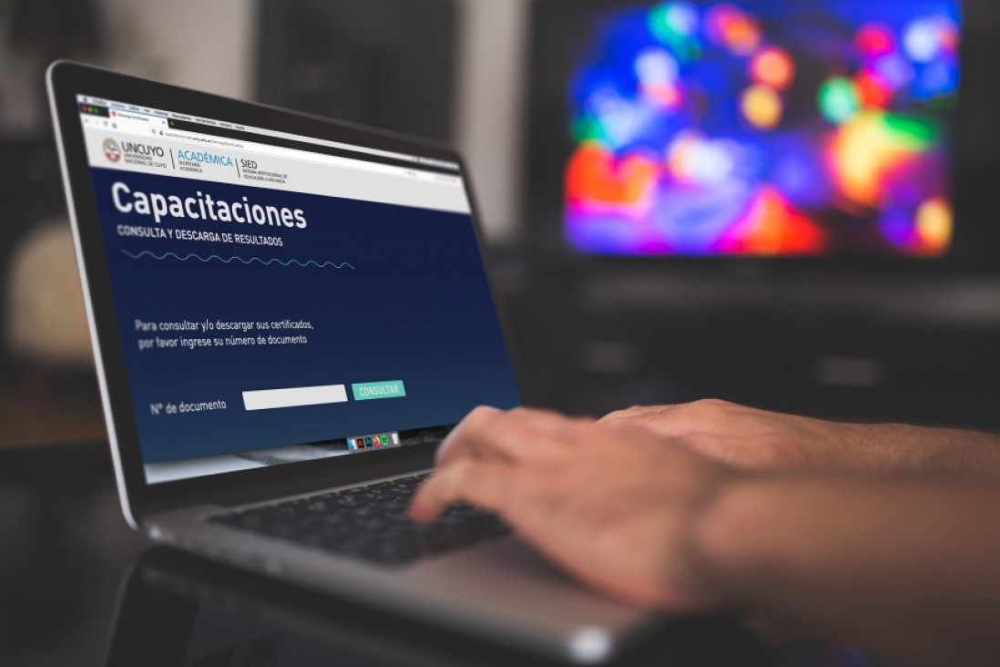 imagen Capacitaciones para docentes en Moodle y Accesibilidad de materiales educativos