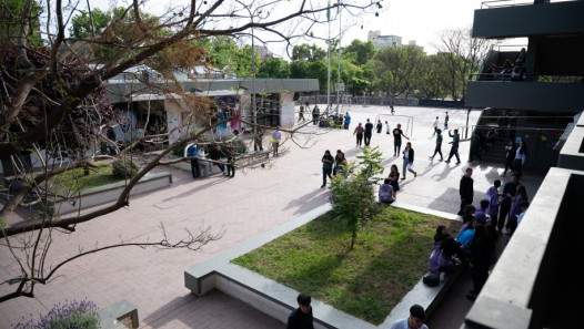 imagen Escuelas de la UNCuyo: comienza el trabajo de nivelación para el ingreso a primer año