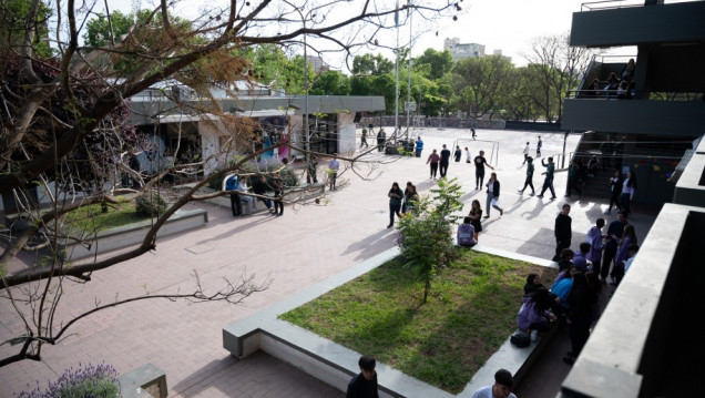 imagen Escuelas de la UNCuyo: comienza el trabajo de nivelación para el ingreso a primer año