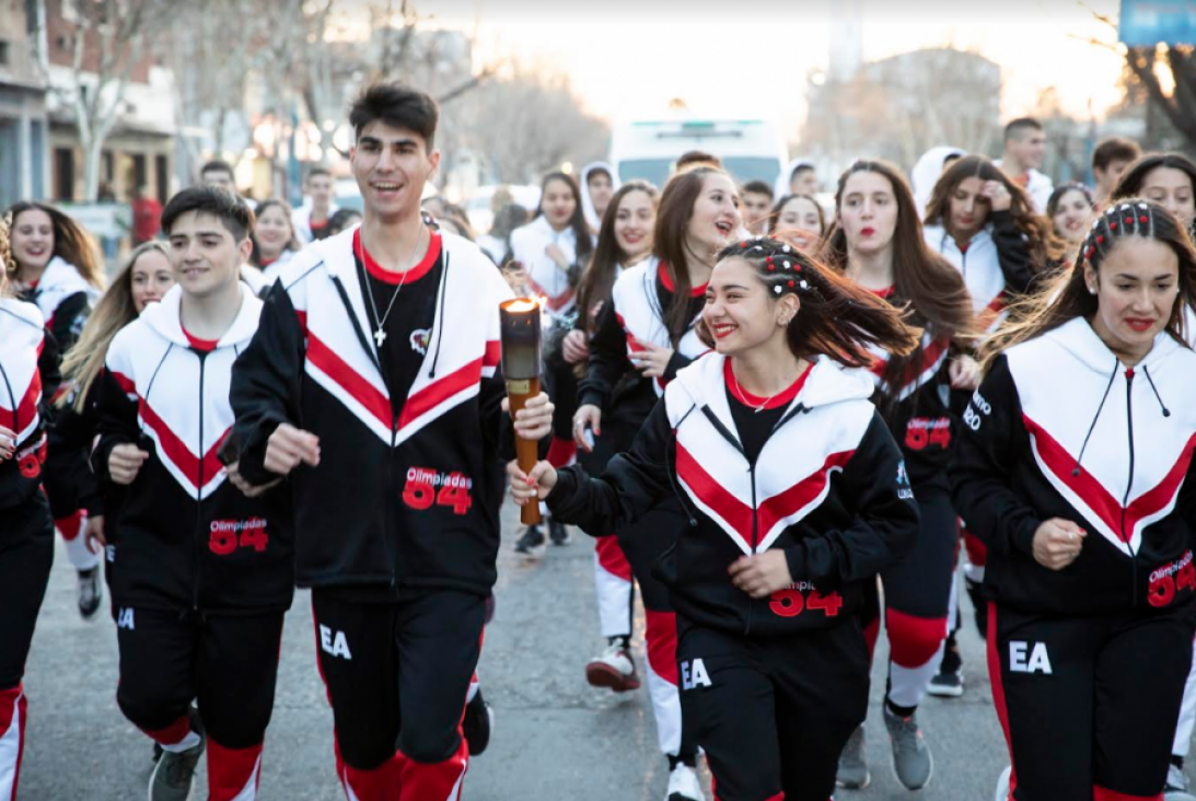 imagen 1000 estudiantes en la Olimpiada Deportiva de la UNCUYO