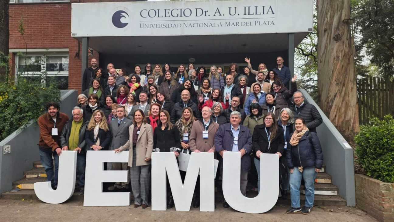 imagen La Escuela Martín Zapata participó de las XVI Jornadas de Enseñanza Media Universitaria