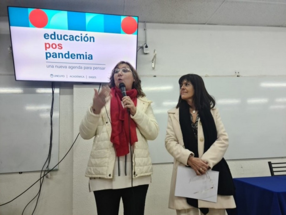 imagen Más de 70 directivos de 50 escuelas de 18 universidades argentinas visitaron la UNCuyo para analizar la pospandemia y proyectar el futuro