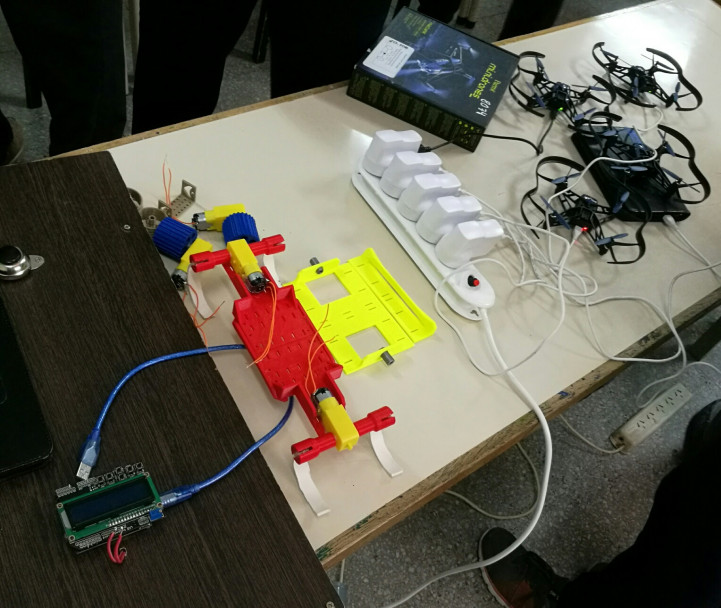 imagen Integración de experiencias de robótica y programación con escuelas de la DGE