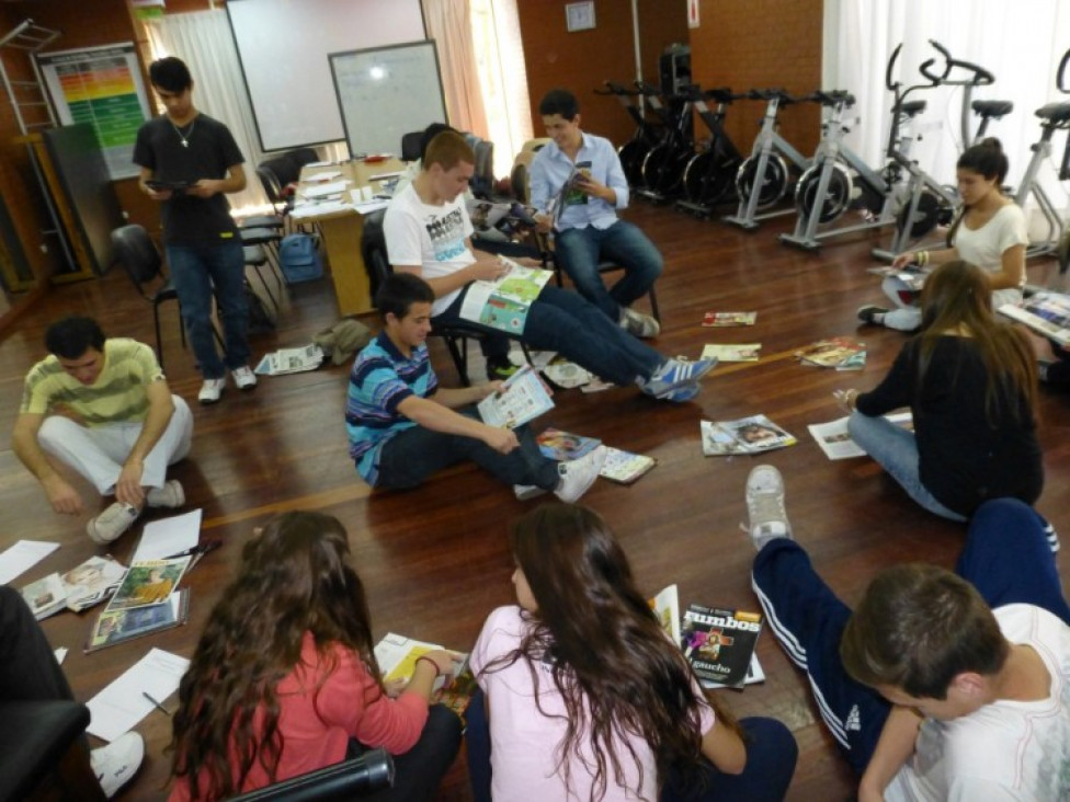 imagen Orientan a jóvenes en la elección de la carrera universitaria