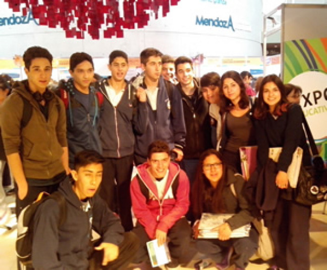 imagen Alumnos de 4to. año asistieron a la Expo Educativa 2014