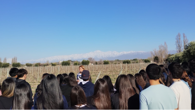 imagen Estudiantes visitaron la Bodega Florio