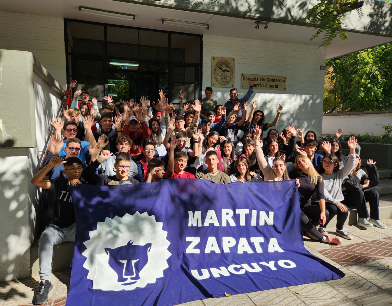 imagen Estudiantes viajan a Buenos Aires, como parte de un gran proyecto institucional